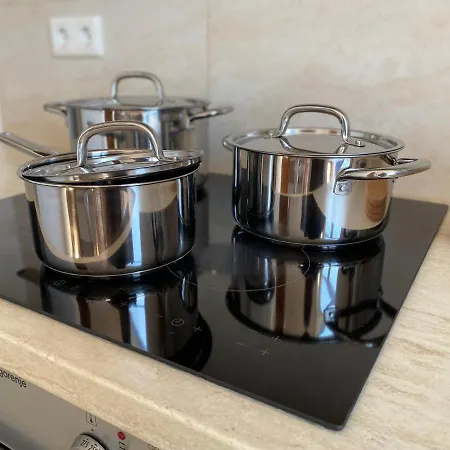 2 Rooms, Free Parking, 25 Min To Duesseldorf, 150 Mbps Wlan Apartmán *