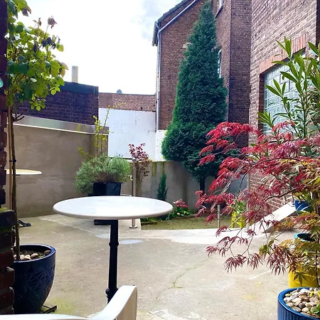 2 Rooms, Free Parking, 25 Min To Duesseldorf, 150 Mbps Wlan