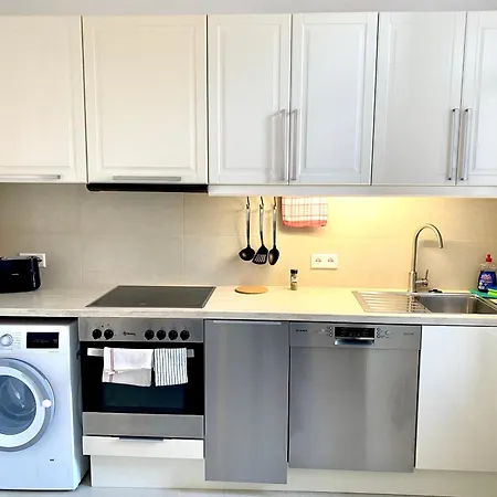 2 Rooms, Free Parking, 25 Min To Duesseldorf, 150 Mbps Wlan Duisburg