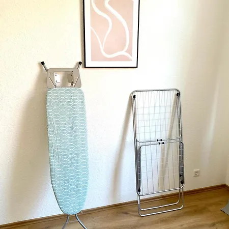 2 Rooms, Free Parking, 25 Min To Duesseldorf, 150 Mbps Wlan Apartmán *