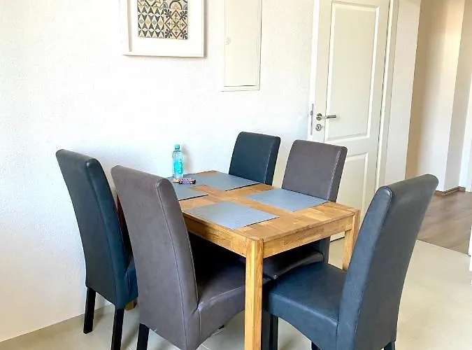 2 Rooms, Free Parking, 25 Min To Duesseldorf, 150 Mbps Wlan Apartament