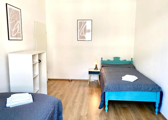 2 Rooms, Free Parking, 25 Min To Duesseldorf, 150 Mbps Wlan Duisburg